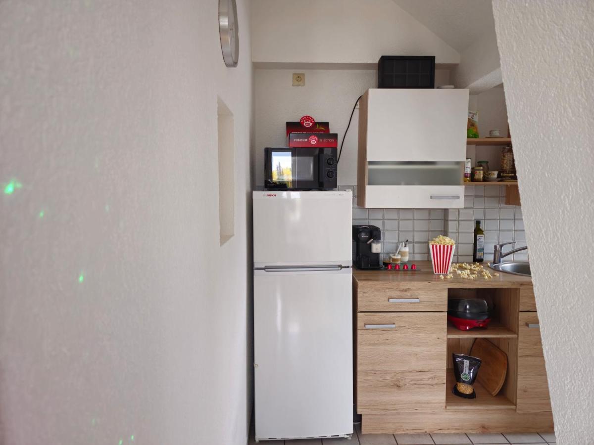 Sauna - Massage -Bodensee-Cinema Feeling- Home Sharing - Parking - Kueche Радольфцелль-ам-Бодензе Екстер'єр фото